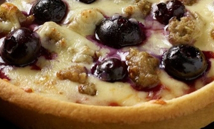 Blueberry and sausage pizza anyone?￼